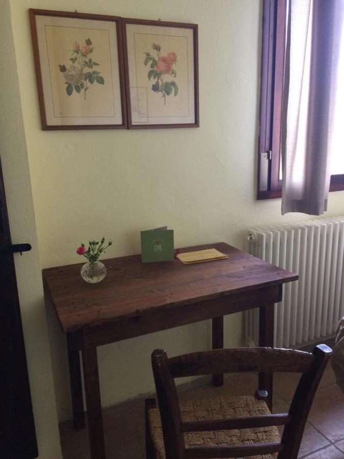 Agriturismo Il Pettirosso Vendégház Forlì Kültér fotó