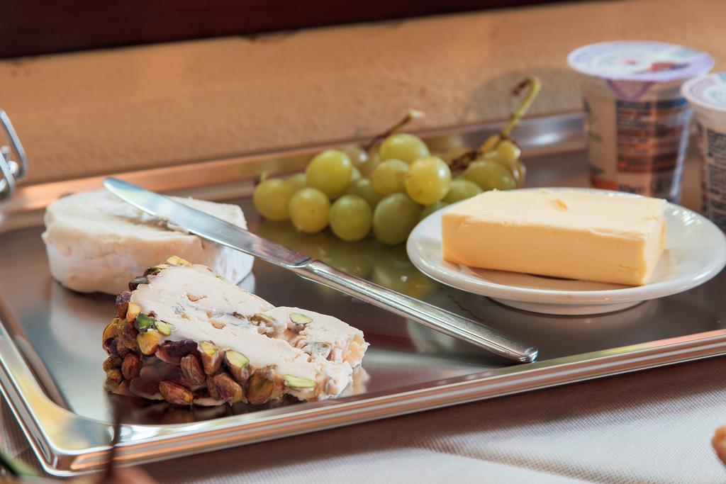 Agriturismo Il Pettirosso Vendégház Forlì Kültér fotó