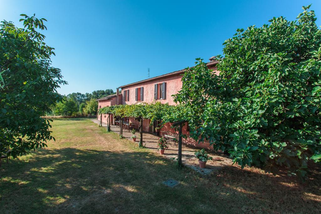 Agriturismo Il Pettirosso Vendégház Forlì Kültér fotó