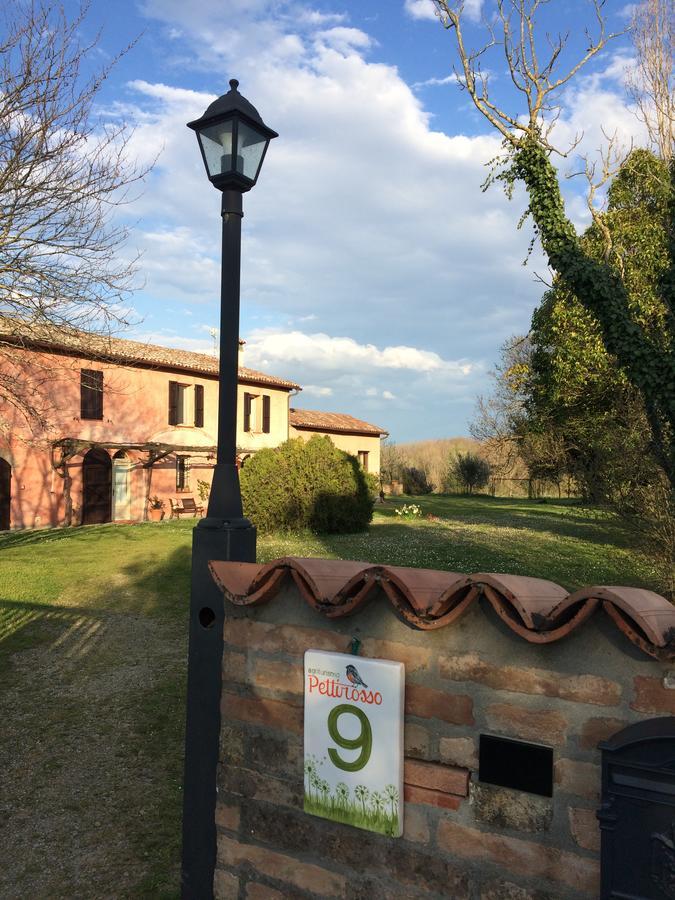 Agriturismo Il Pettirosso Vendégház Forlì Kültér fotó